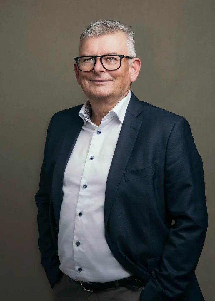 Aschi E. Schmid